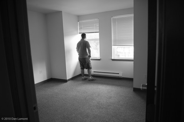 Homeless Iraq Vet Raises Infant Daughter